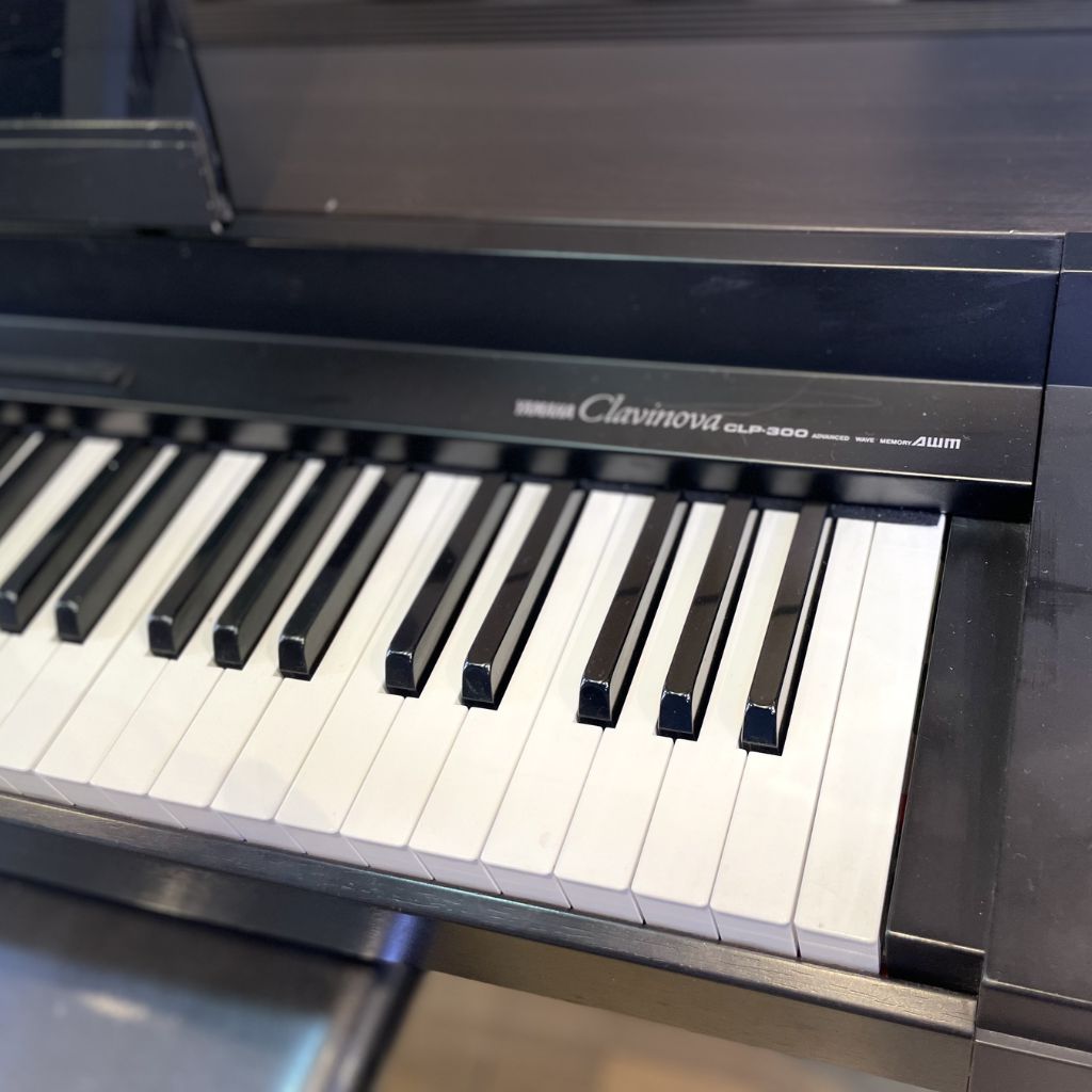 Đàn Piano Điện Yamaha CLP-300 - Clavinova - Qua Sử Dụng - Việt Music