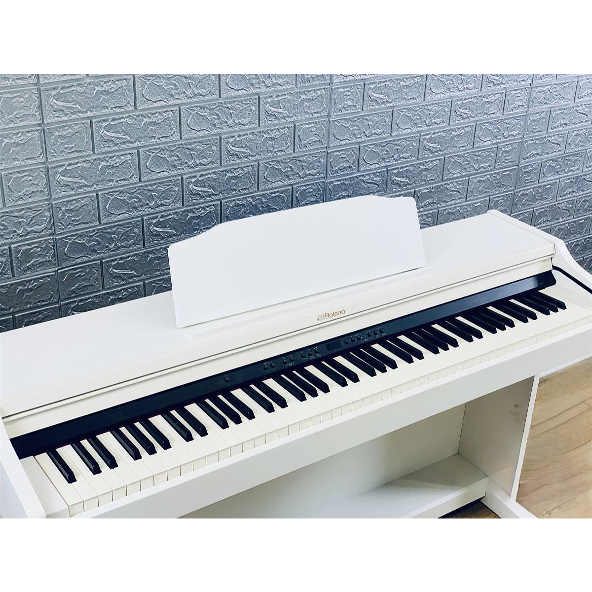 Đàn Piano Điện Roland RP501R - Qua Sử Dụng - Việt Music