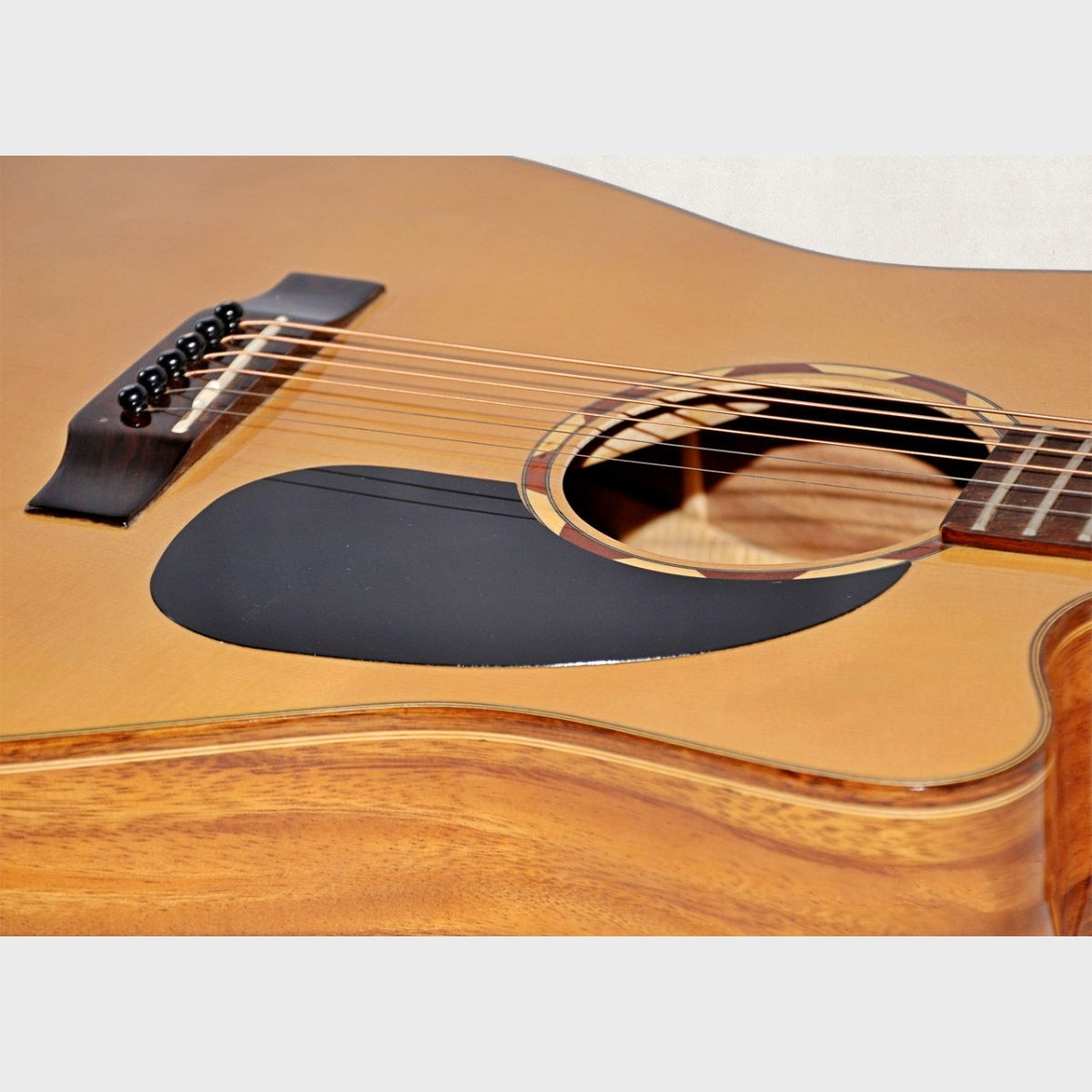 Đàn Guitar Ba Đờn J550D Acoustic, Gỗ Điệp - Việt Music