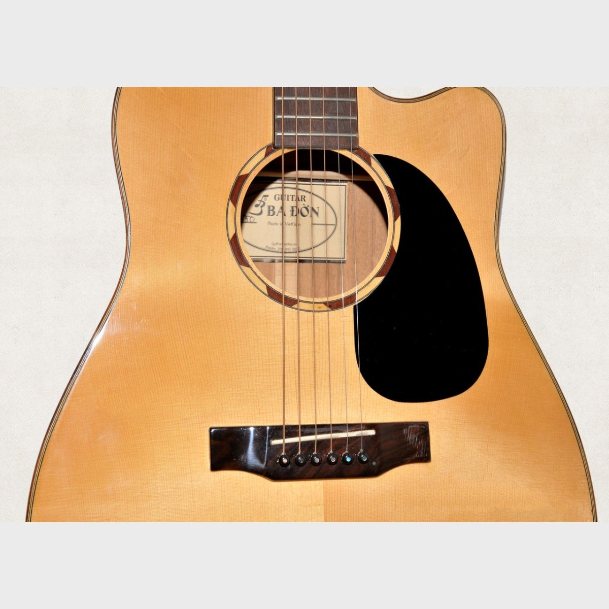 Đàn Guitar Ba Đờn J550D Acoustic, Gỗ Điệp - Việt Music