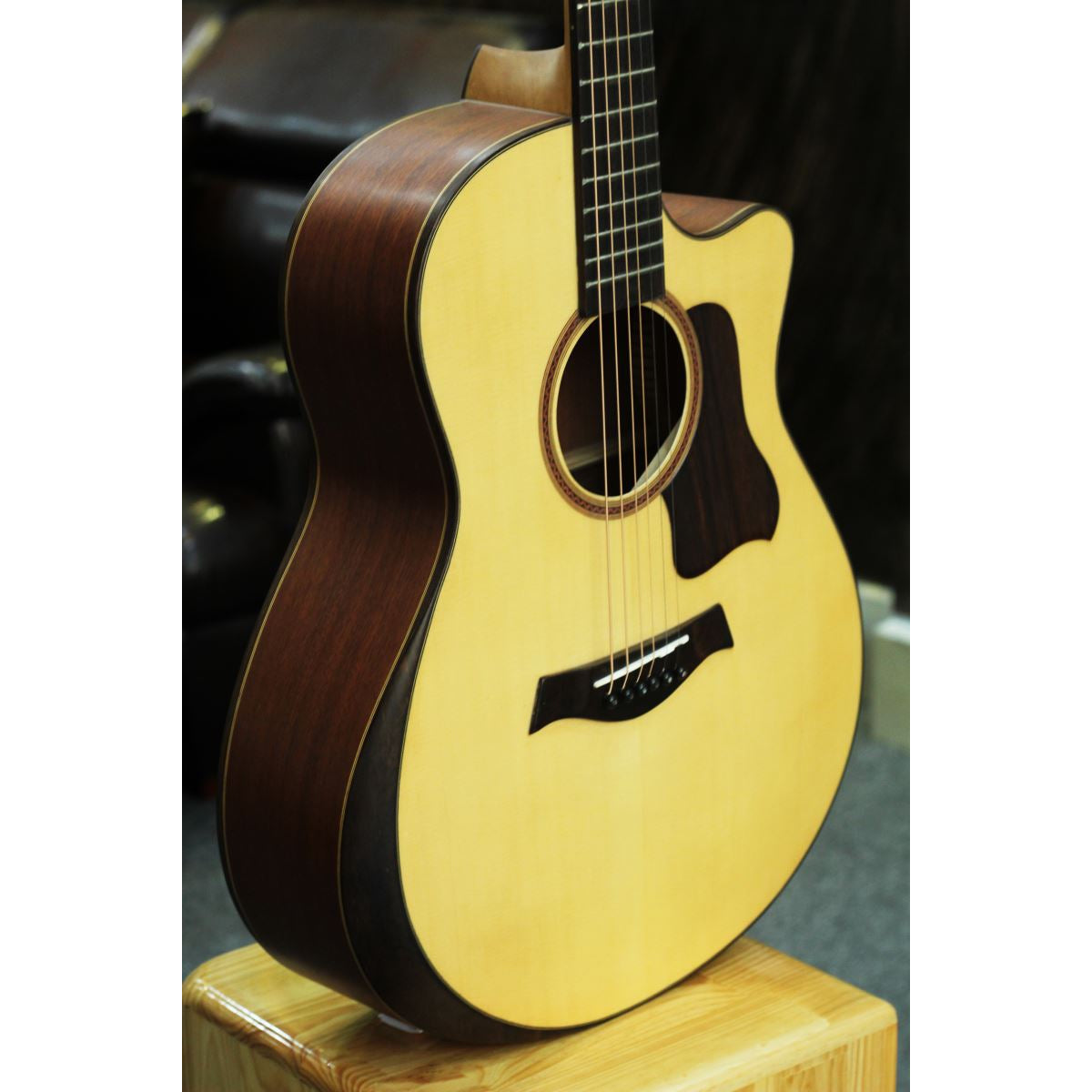 Đàn Guitar Ba Đờn T450 Acoustic - Việt Music