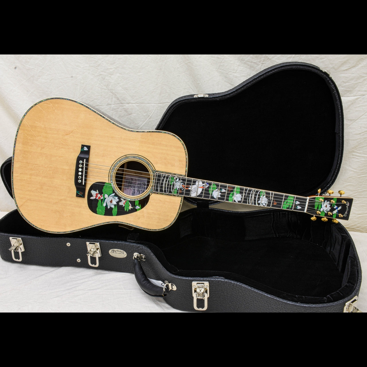 Đàn Guitar Martin Signature Editions Series D-45 Harvey Leach Lotus Flowers Acoustic w/Case - Việt Music