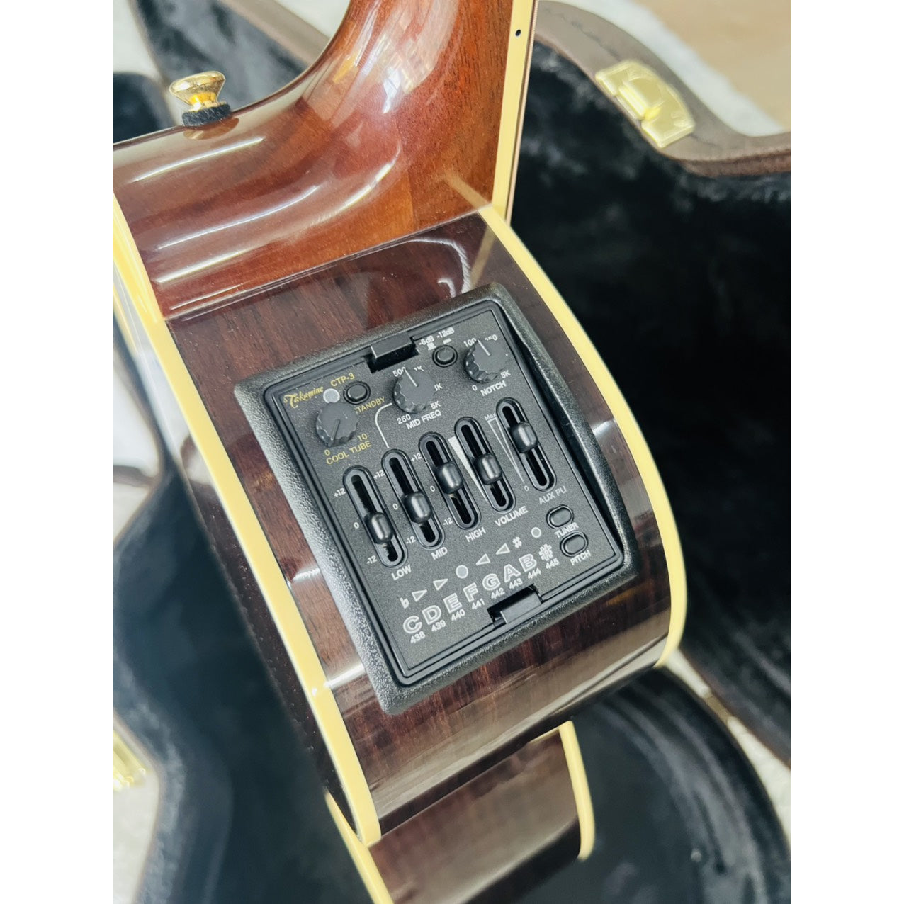 Đàn Guitar Acoustic Takamine 500 CUSTOM - Qua Sử Dụng - Việt Music