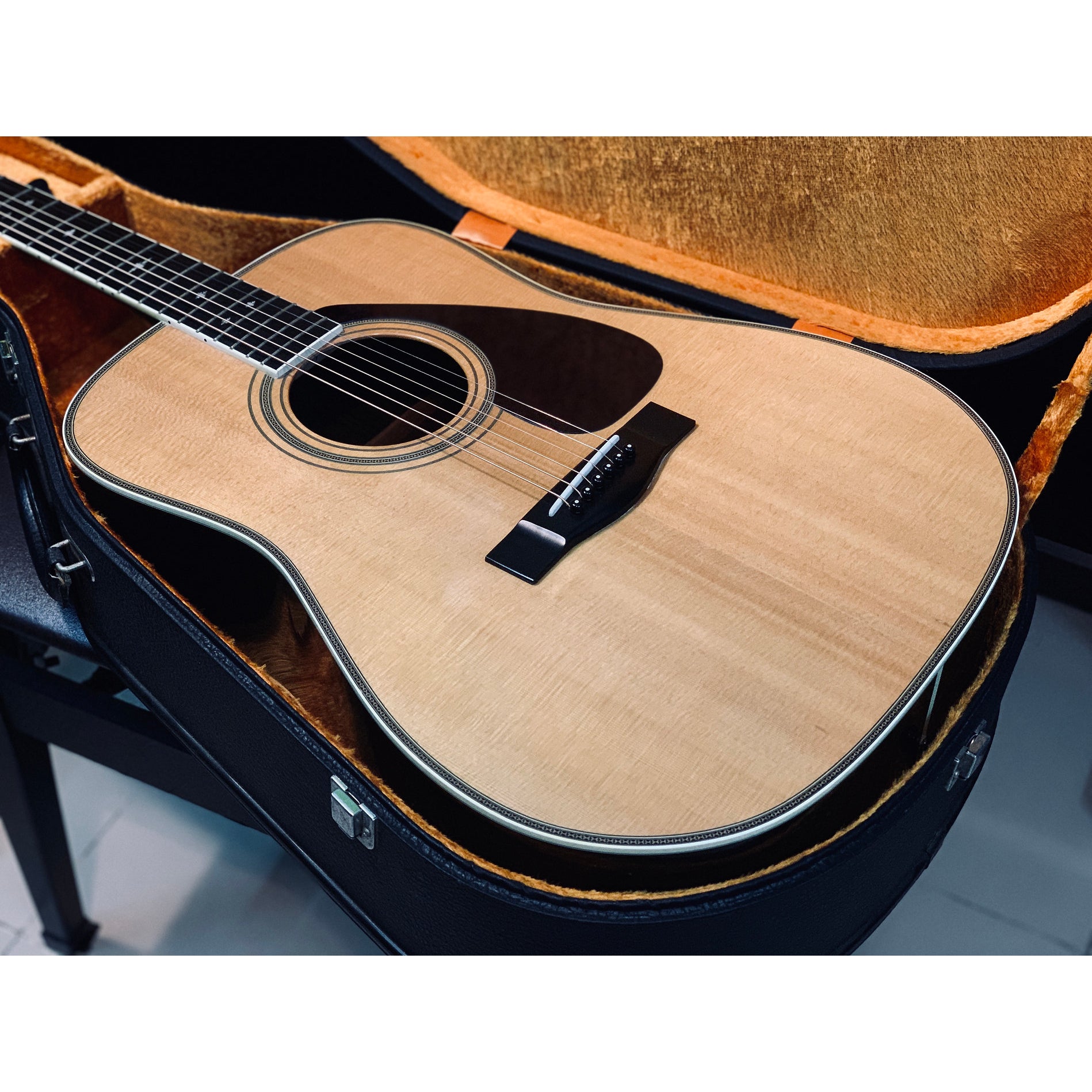 Đàn Guitar Acoustic Yamaha L8 Gen2 - Qua Sử Dụng - Việt Music