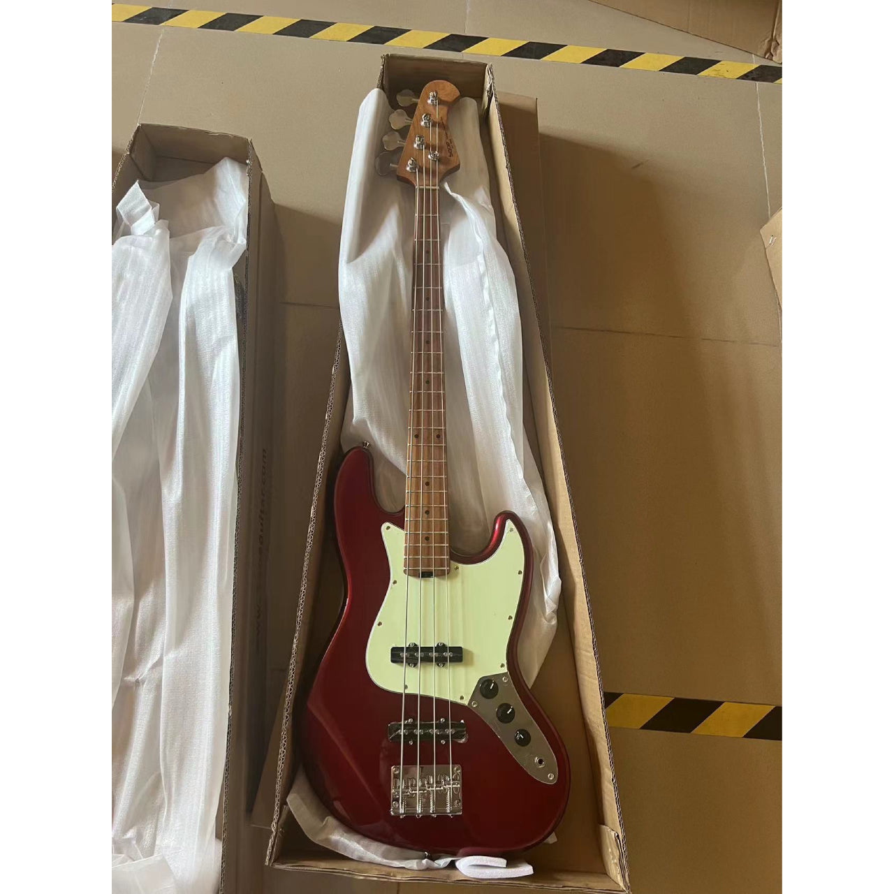 Đàn Guitar Bass Sqoe SJB600 - Việt Music