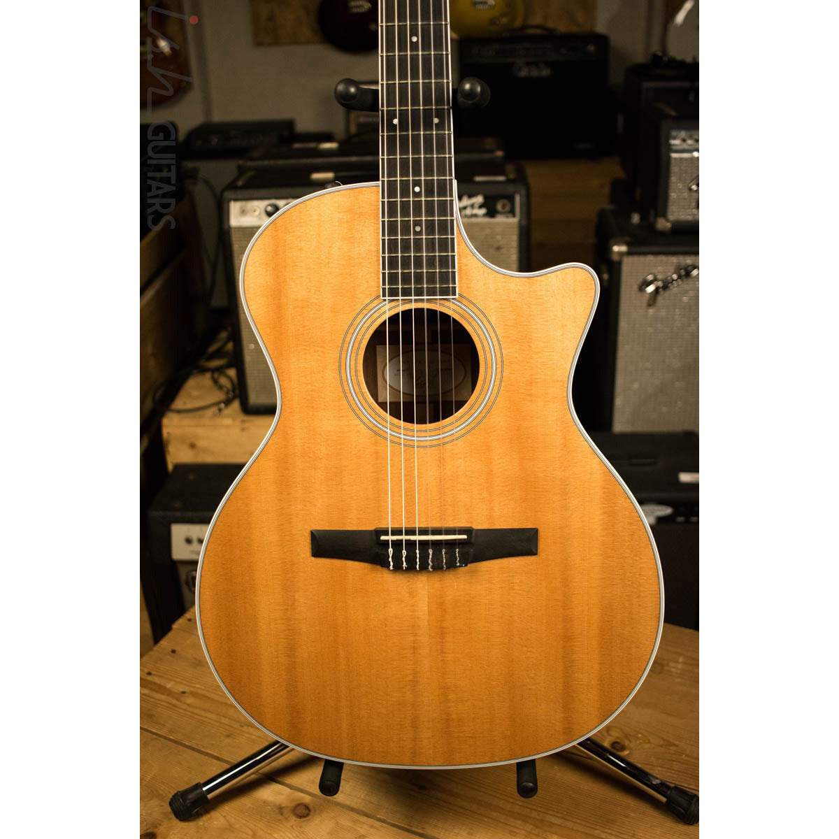 Đàn Guitar Taylor 414CE N Grand Auditorium Nylon Natural - Qua Sử Dụng - Việt Music