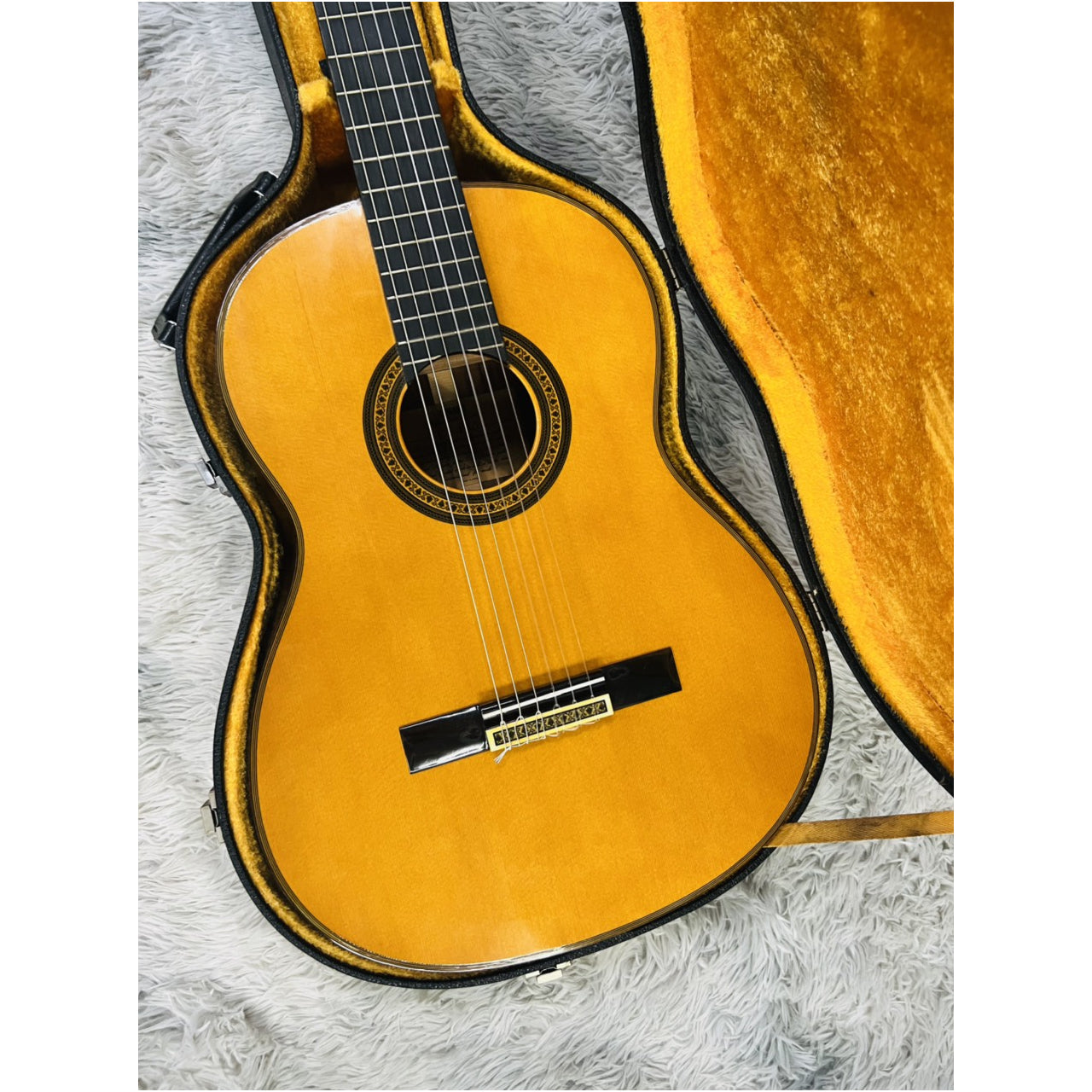 Đàn Guitar Classic Yamaha C400 - Qua Sử Dụng - Việt Music