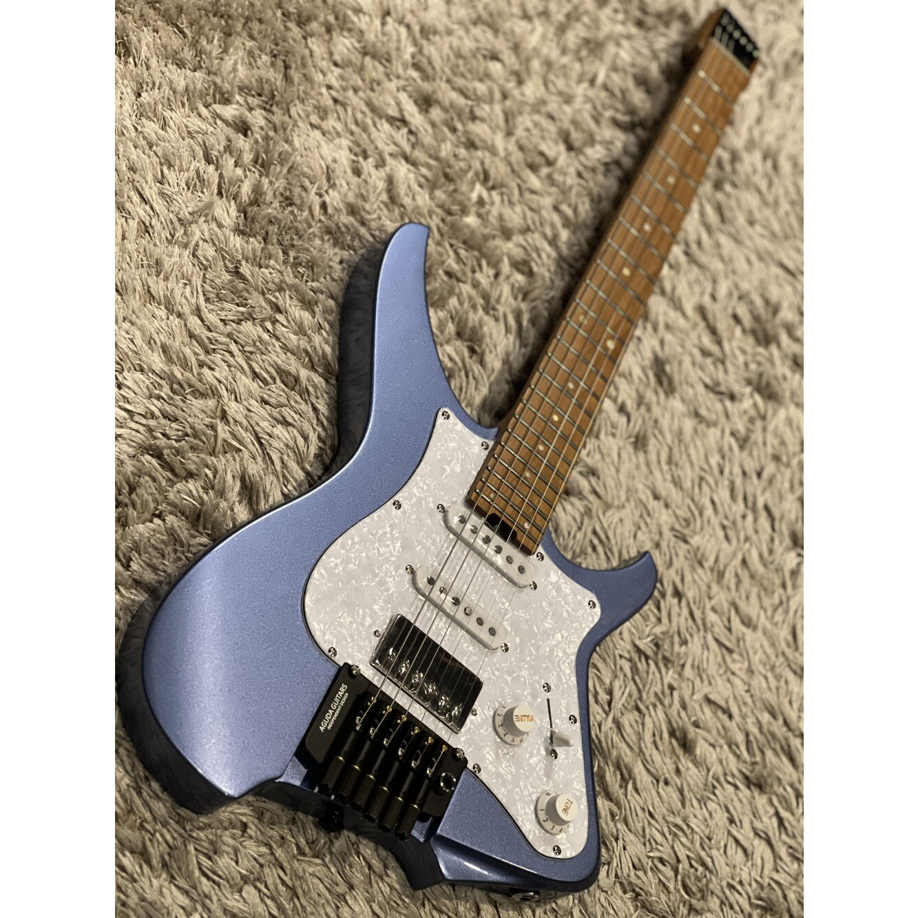 Đàn Guitar Điện Aguda Music Boy Pro Ice Blue Metallic - Việt Music