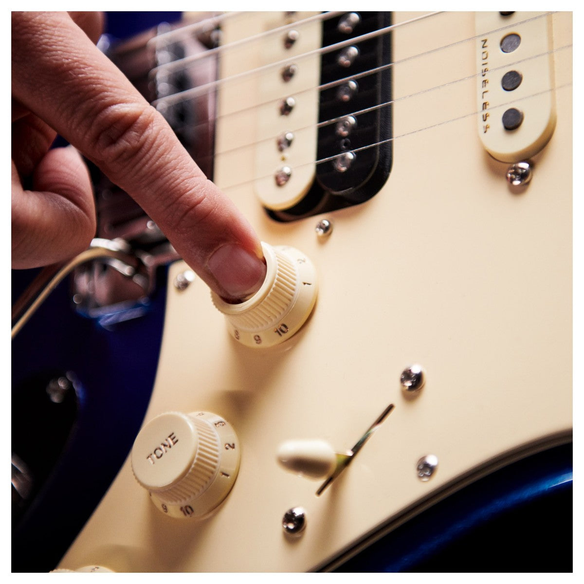 Fender American Ultra Stratocaster HSS, Rosewood Fingerboard - Việt Music