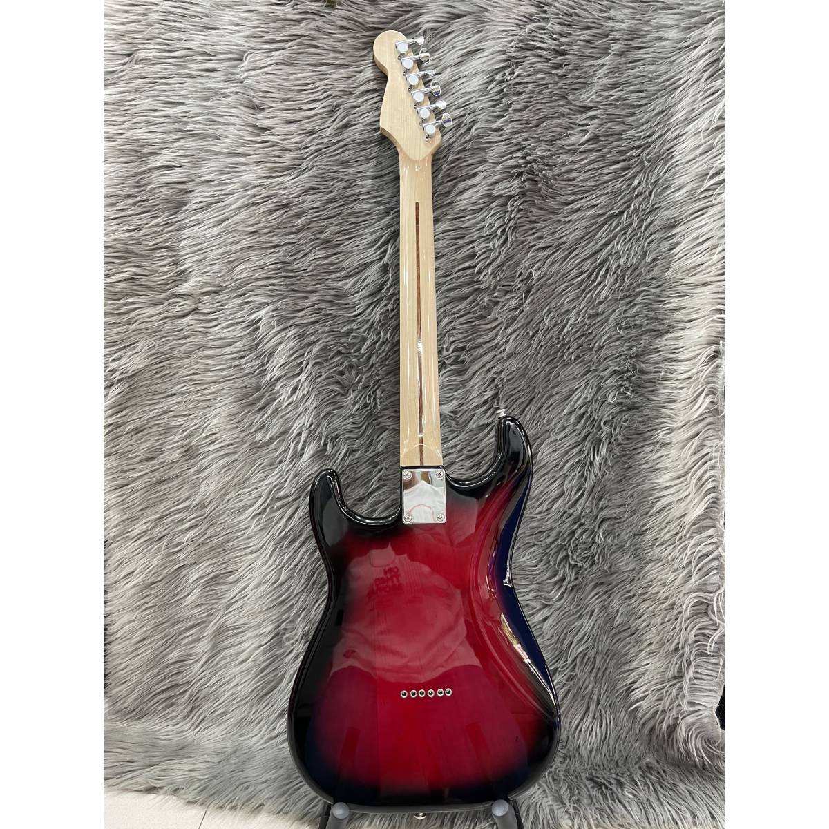 Đàn Guitar Vọng Cổ Điện Stratocaster Logo Fender 05 - Việt Music