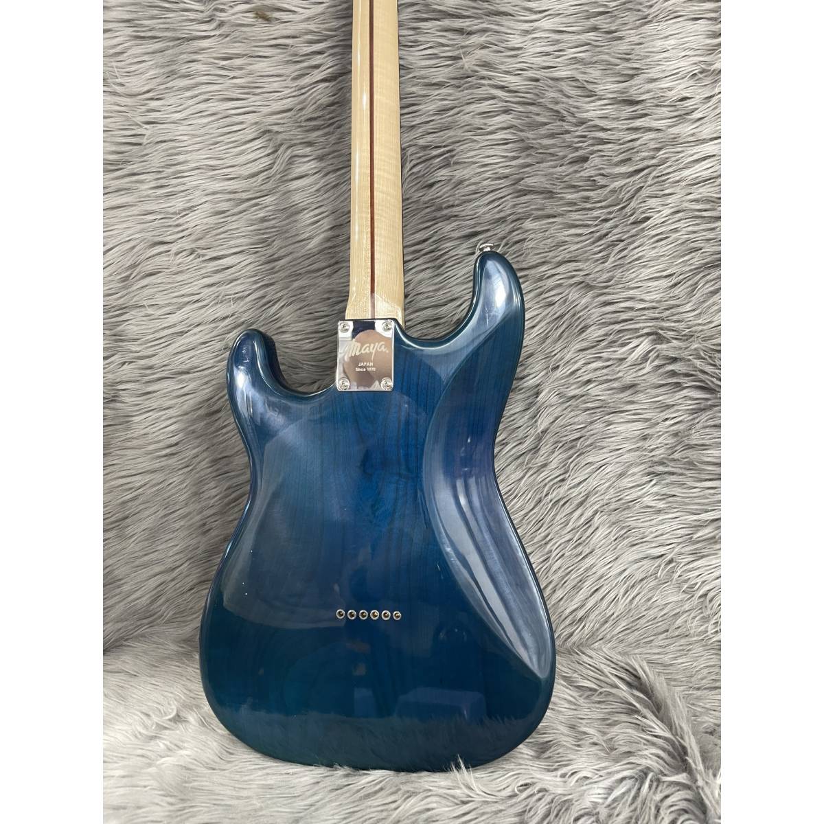 Đàn Guitar Vọng Cổ Điện Stratocaster Logo Fender 120 - Việt Music