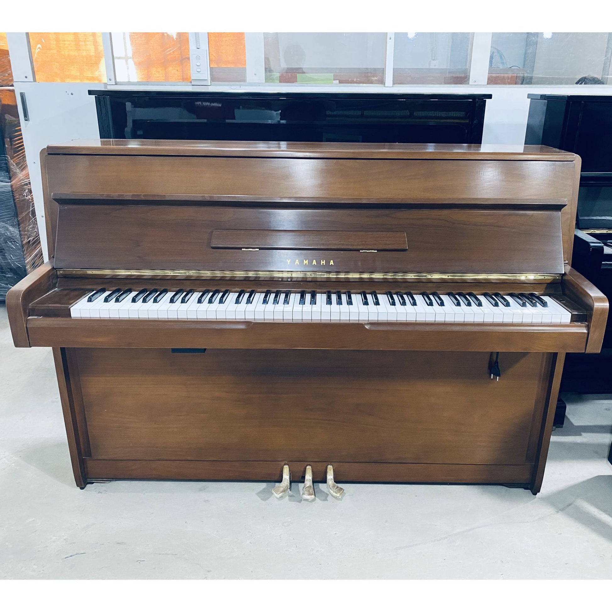 Đàn Piano Cơ Upright Yamaha M1A Walnut - Qua Sử Dụng - Việt Music