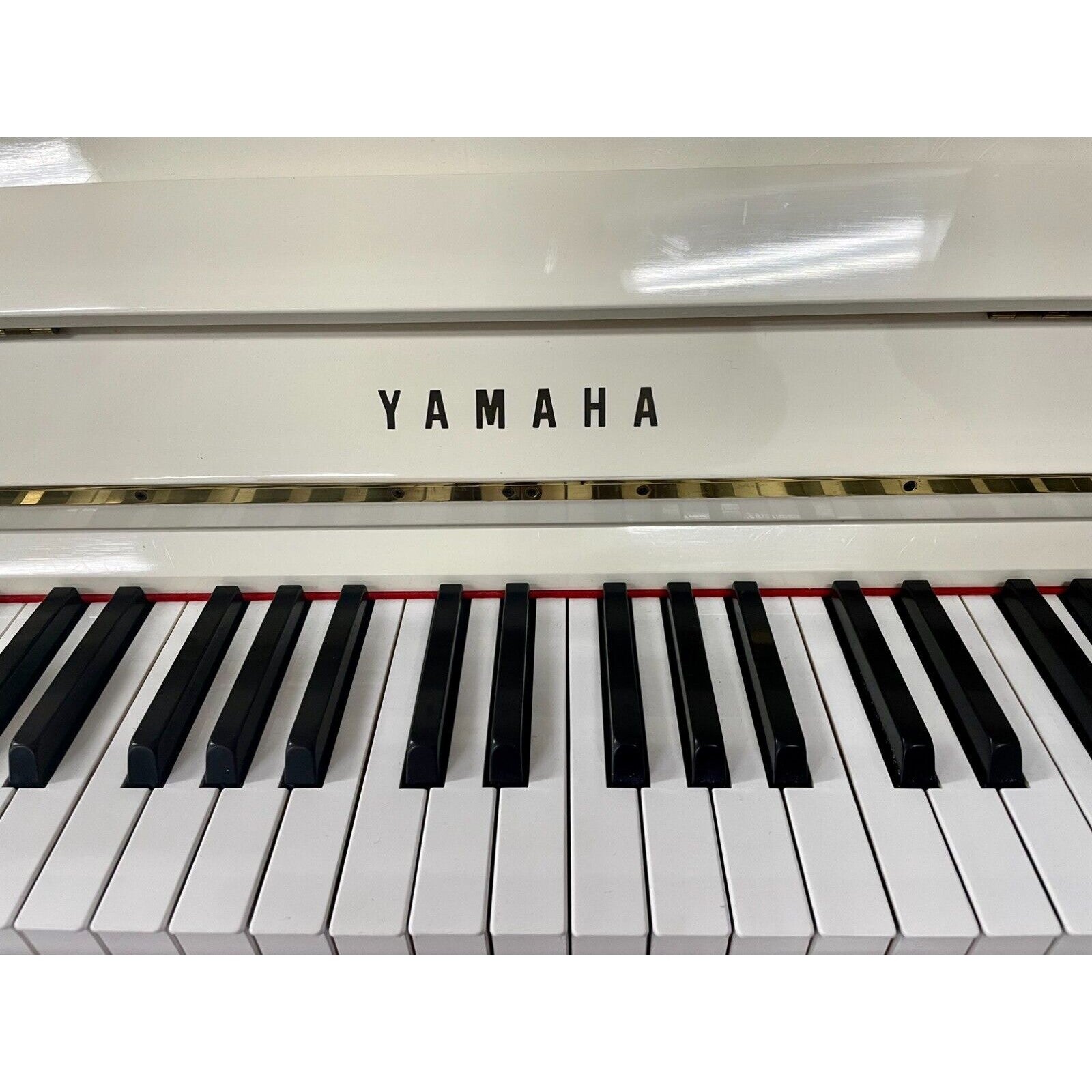 Đàn Piano Cơ Upright Yamaha M1A White - Qua Sử Dụng - Việt Music