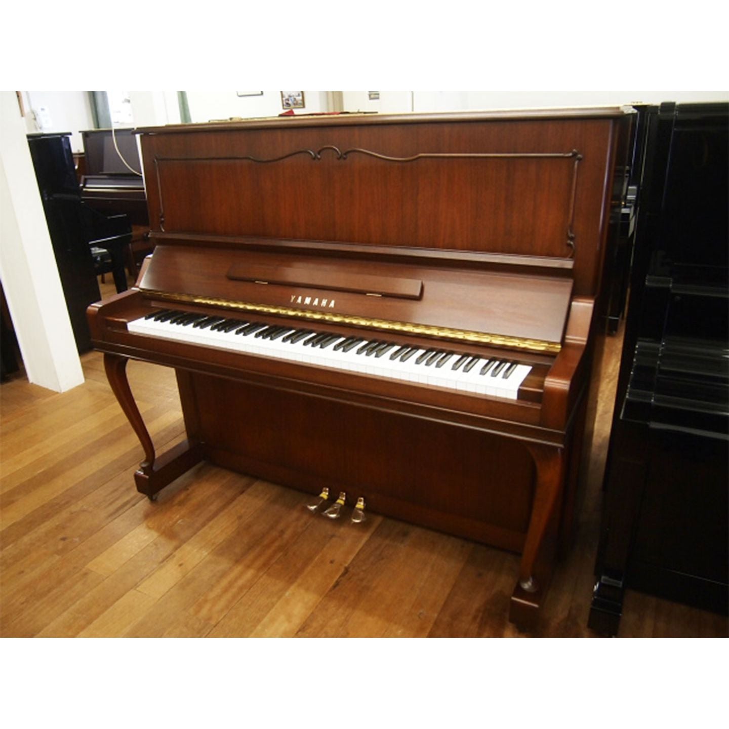 Đàn Piano Cơ Upright Yamaha UX500 - Qua Sử Dụng - Việt Music