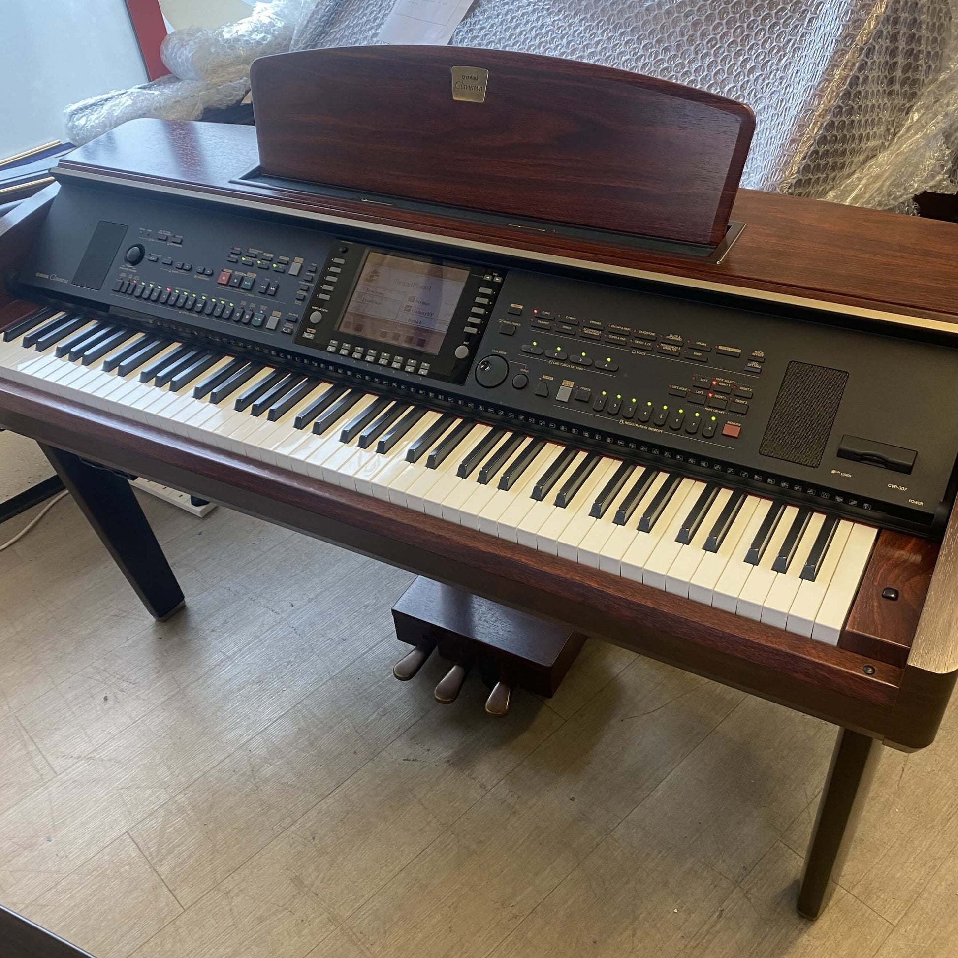 Đàn Piano Điện Yamaha CVP307 - Qua Sử Dụng - Việt Music