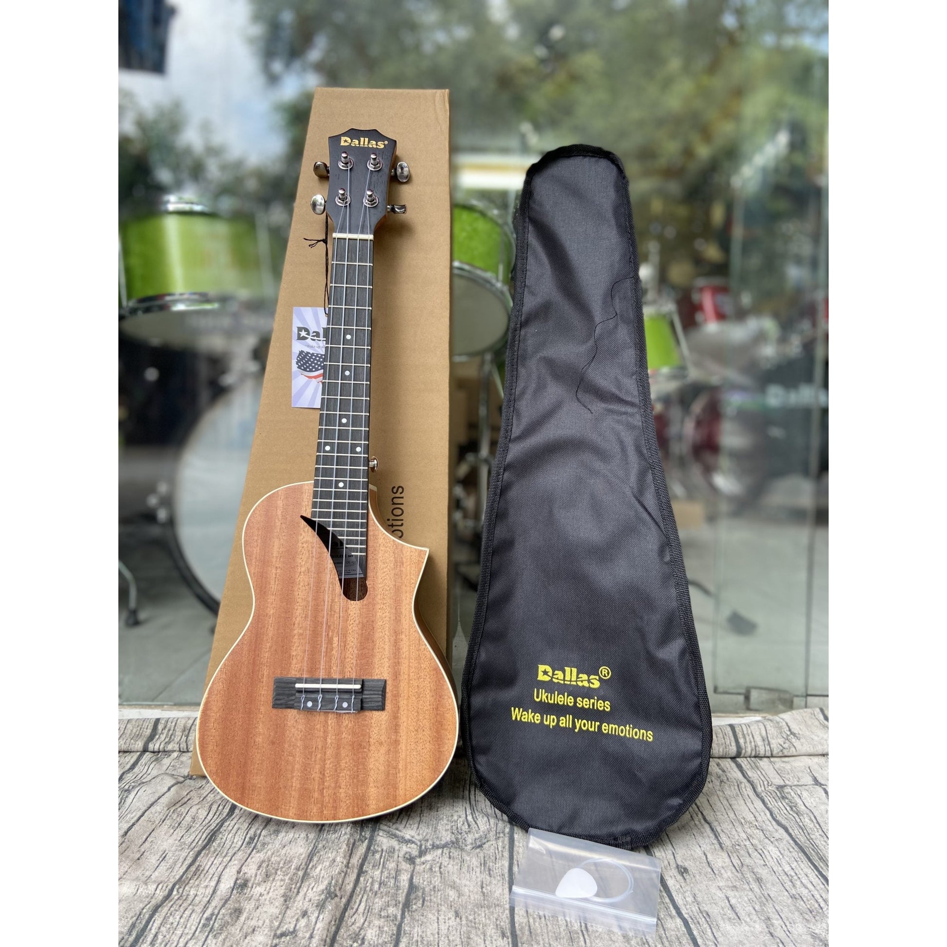 Đàn Ukulele Concert Dallas DL-Q23 - Việt Music