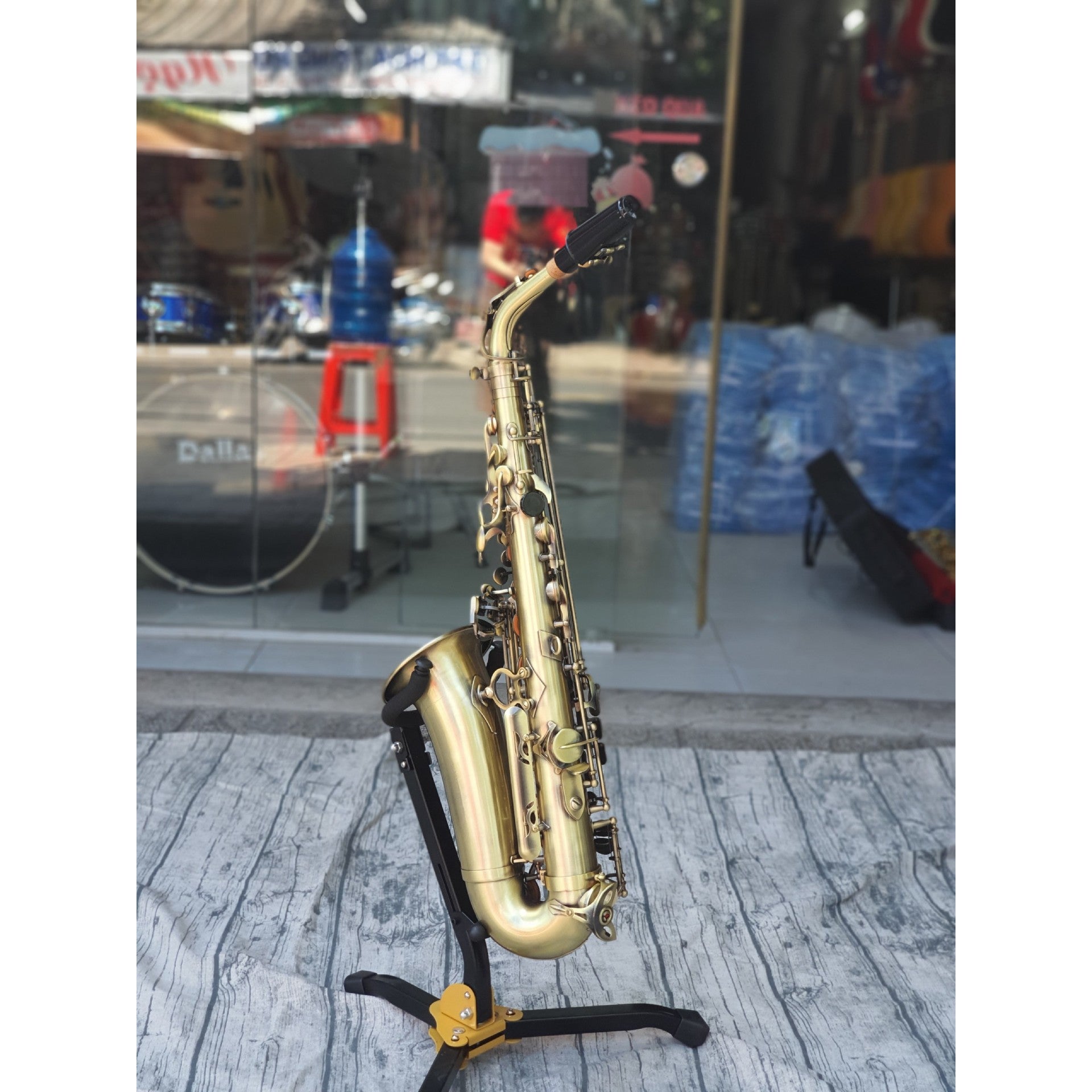 Kèn Saxophone Alto AS700 - Việt Music