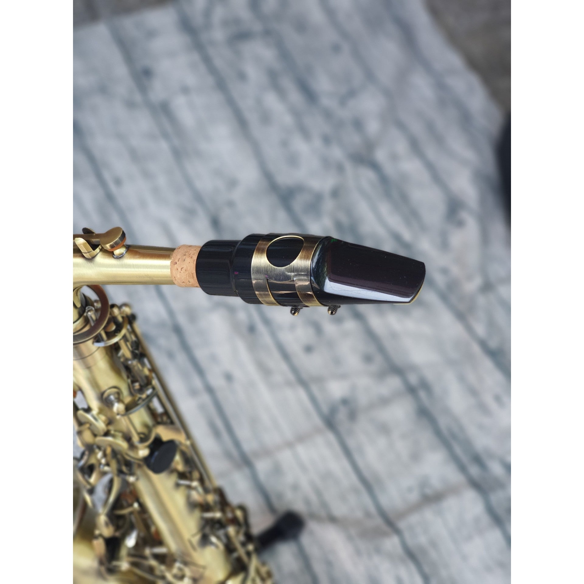 Kèn Saxophone Alto AS700 - Việt Music