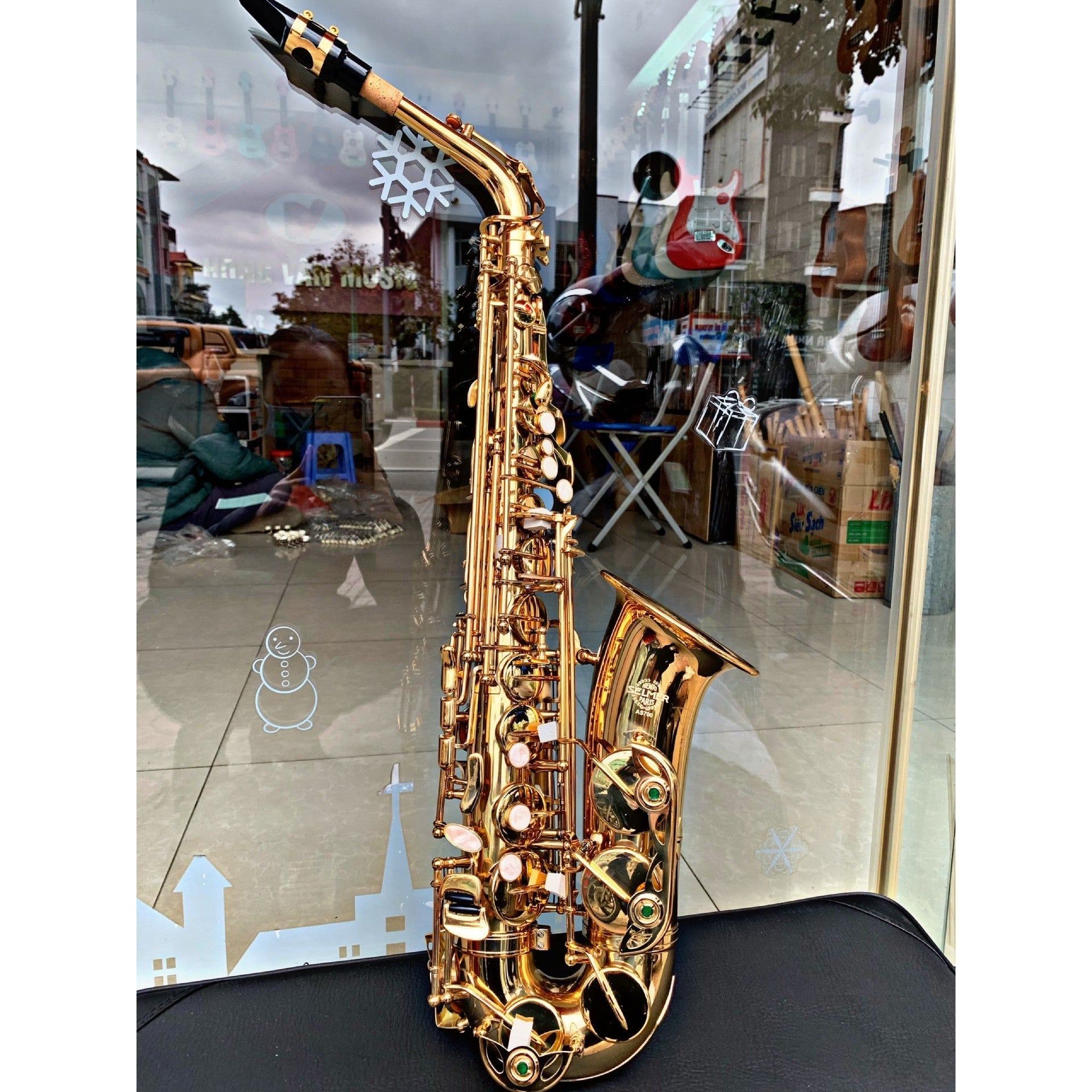 Kèn Saxophone Alto AS700 - Việt Music