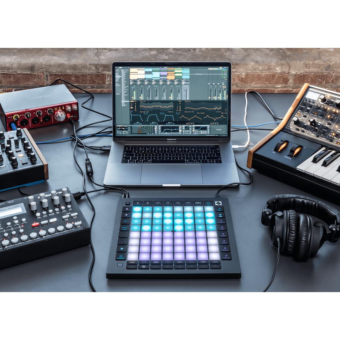 MIDI Pad Controller Novation Launchpad Pro - Việt Music