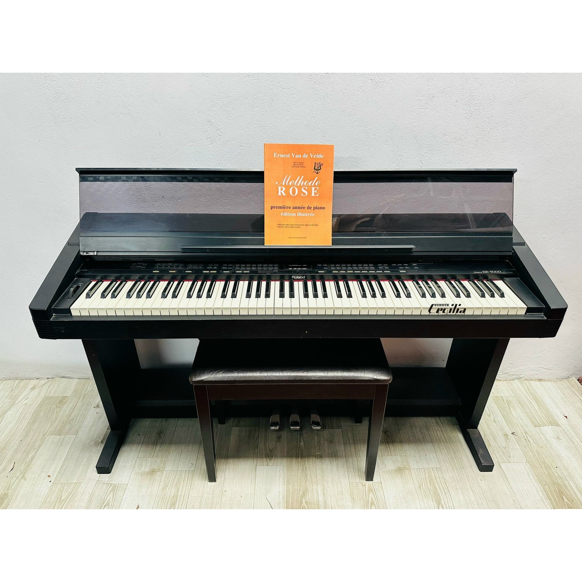 Đàn Piano Điện Roland KR-3000 - Qua Sử Dụng - Việt Music